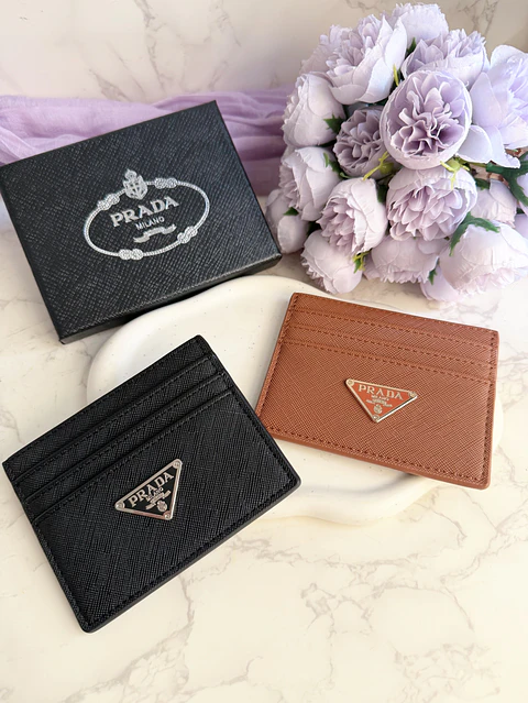 Petra Card Holder