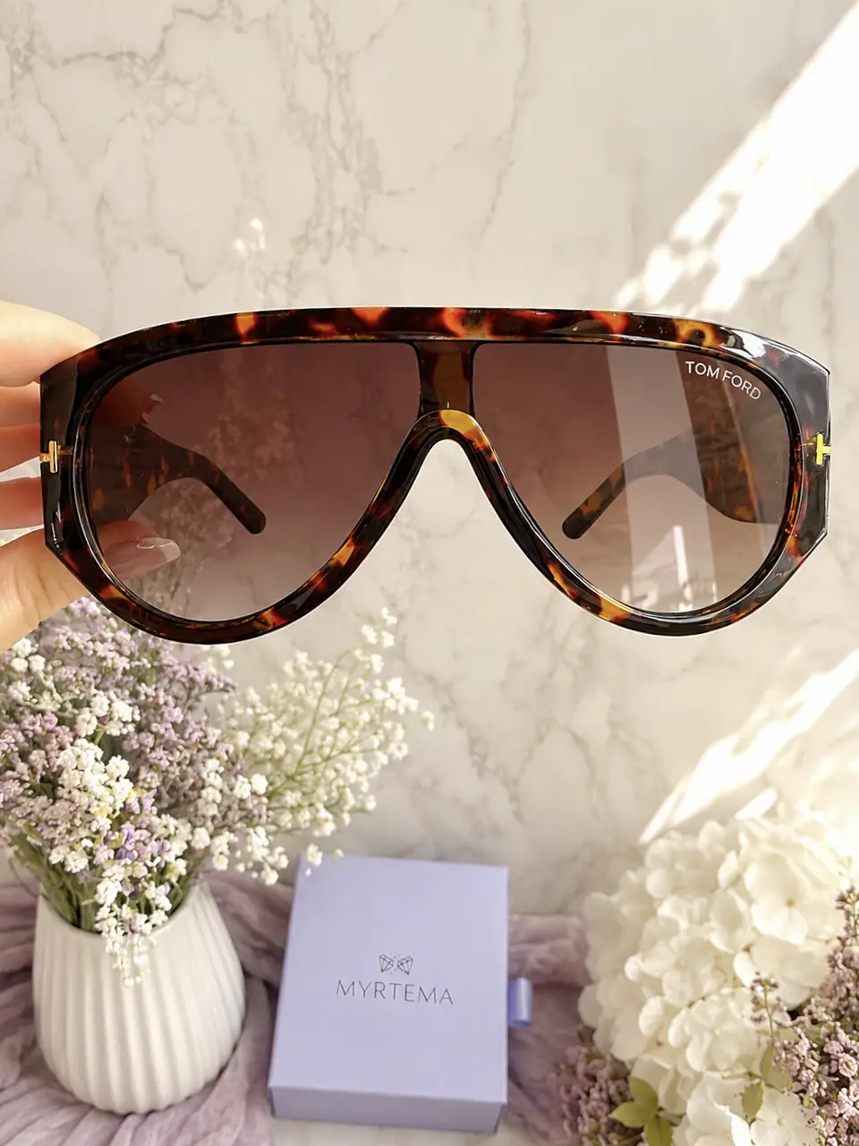 T-Frame Sunglasses 2