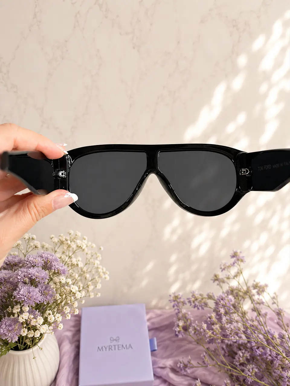 T-Frame Sunglasses 8