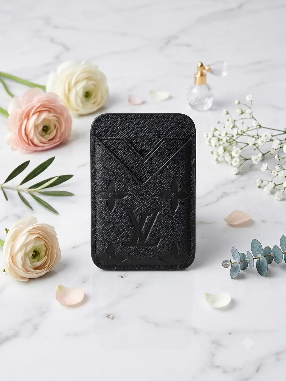 LoVu MagSafe Cardholder  4