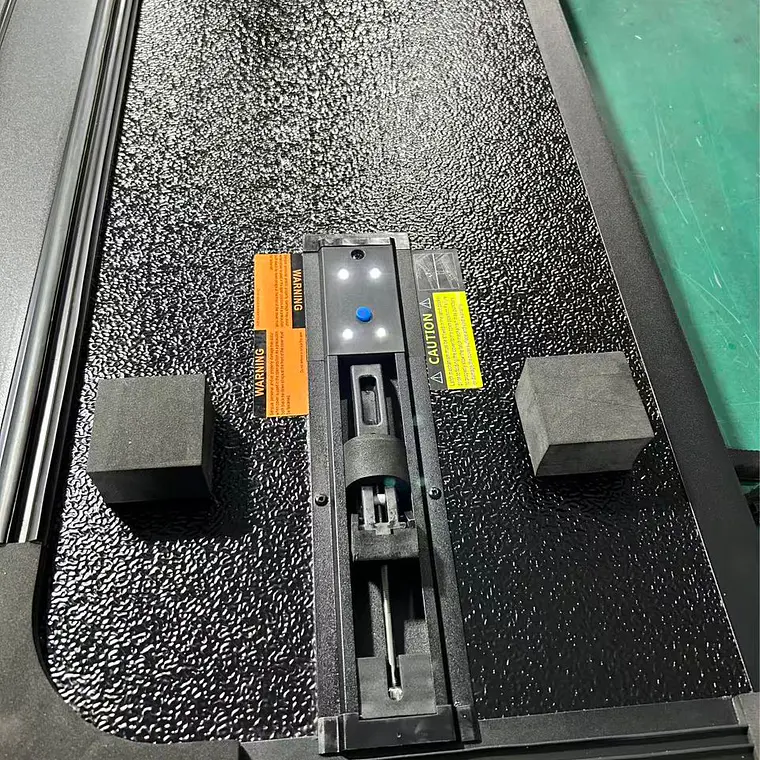 TAPA PLEGABLE RIGIDA MAXUS T60 2019 - 2026 3