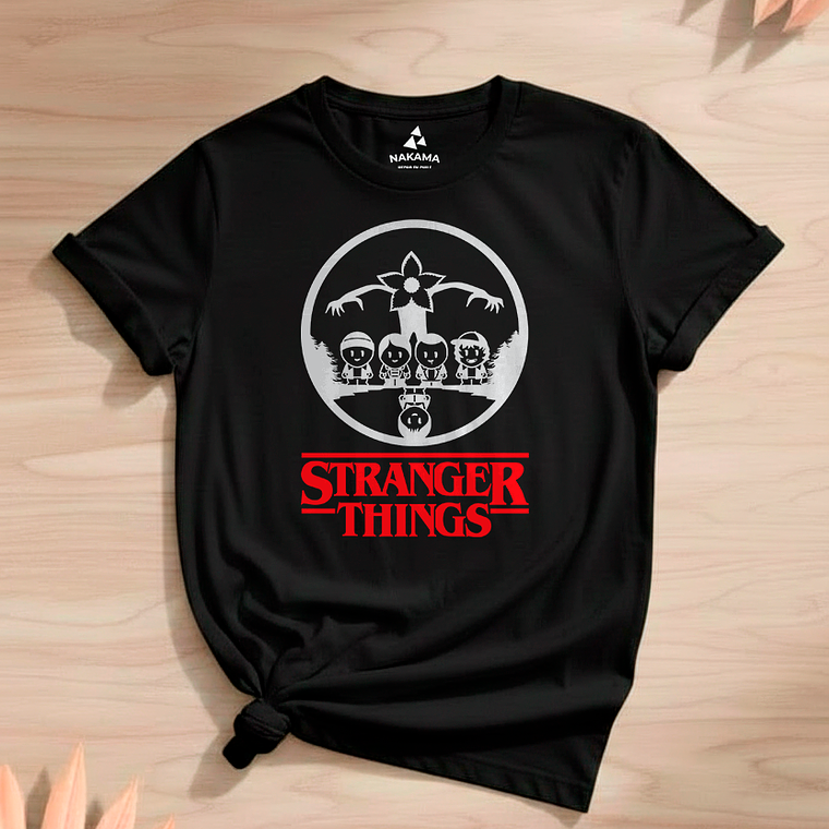 Polera Stranger Things Diseño Demogorgon & Amigos 2