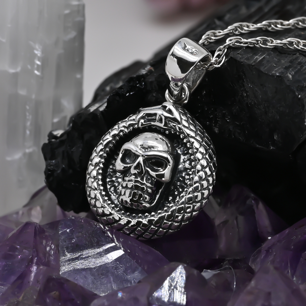 Calavera Serpiente Macizo