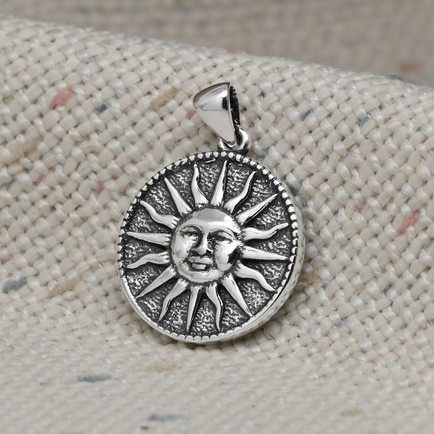 Sol y Luna
