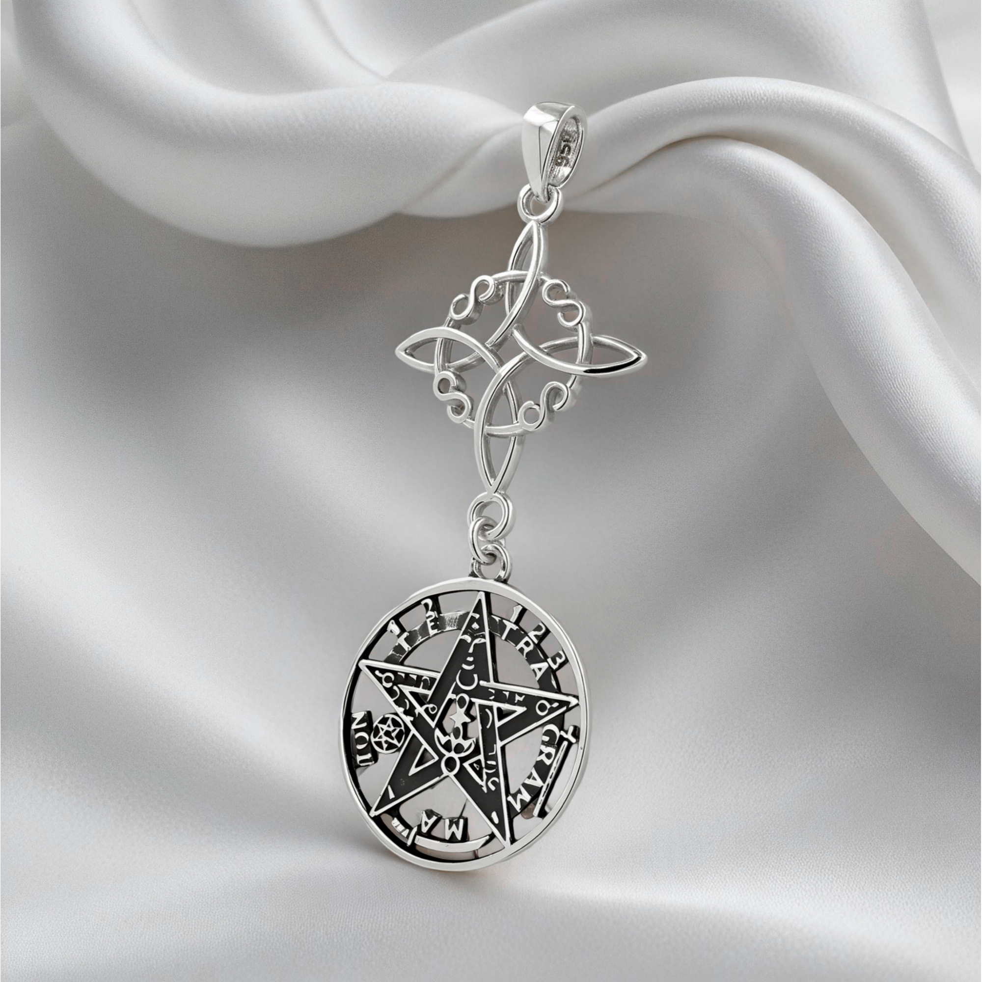 NUDO & TETRAGRAMMATON 1