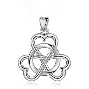 Colgante trébol de tres hojas en plata 925