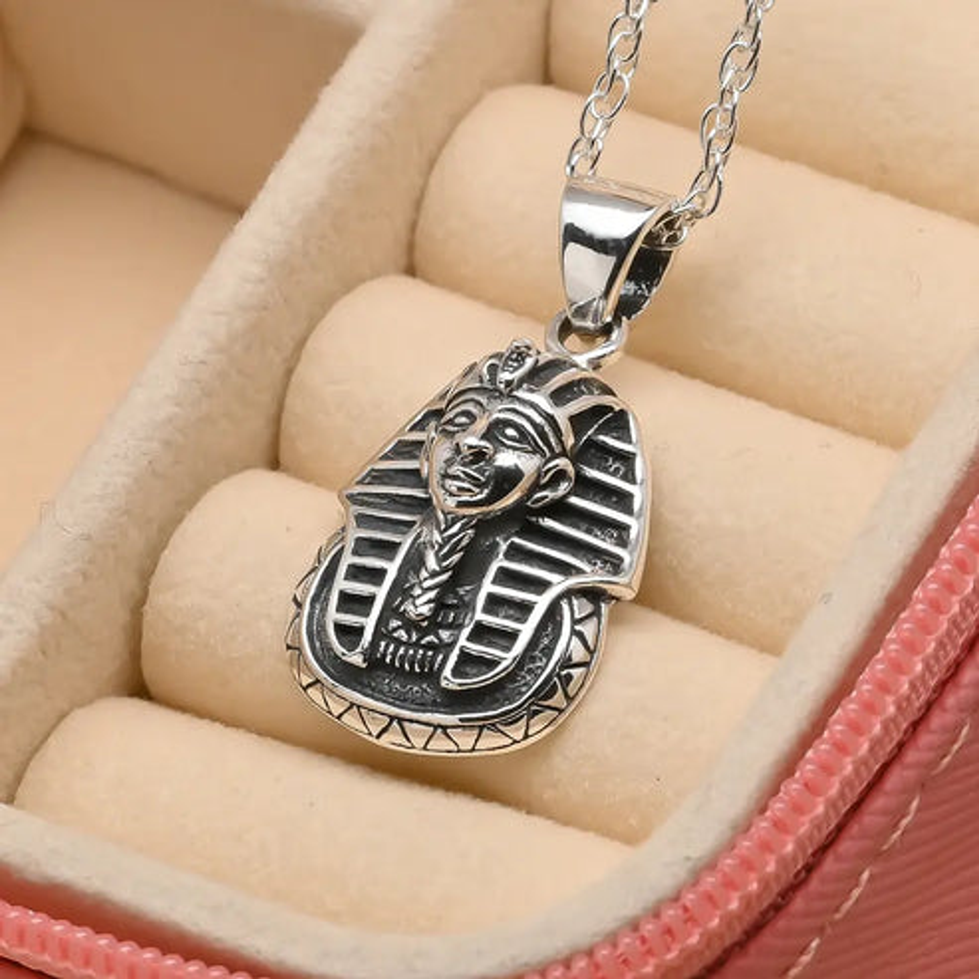 Colgante de tutankamon en plata 925 2