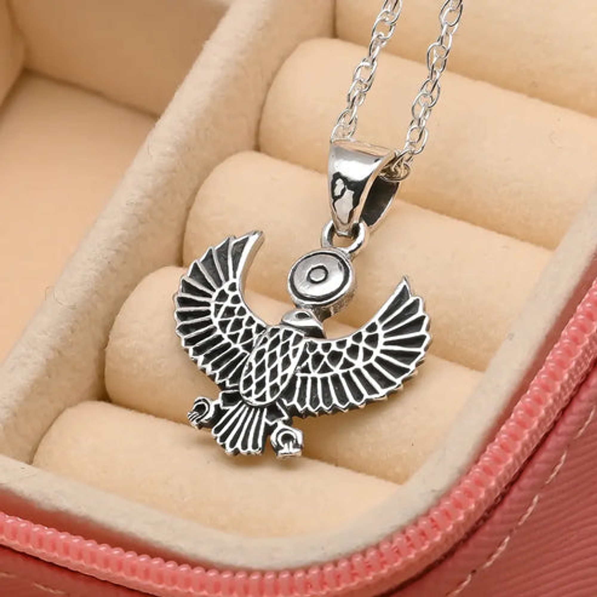 Colgante halcón egipcio en plata 925 2