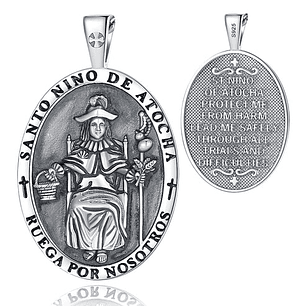 Colgante santo niño de atocha en plata 925