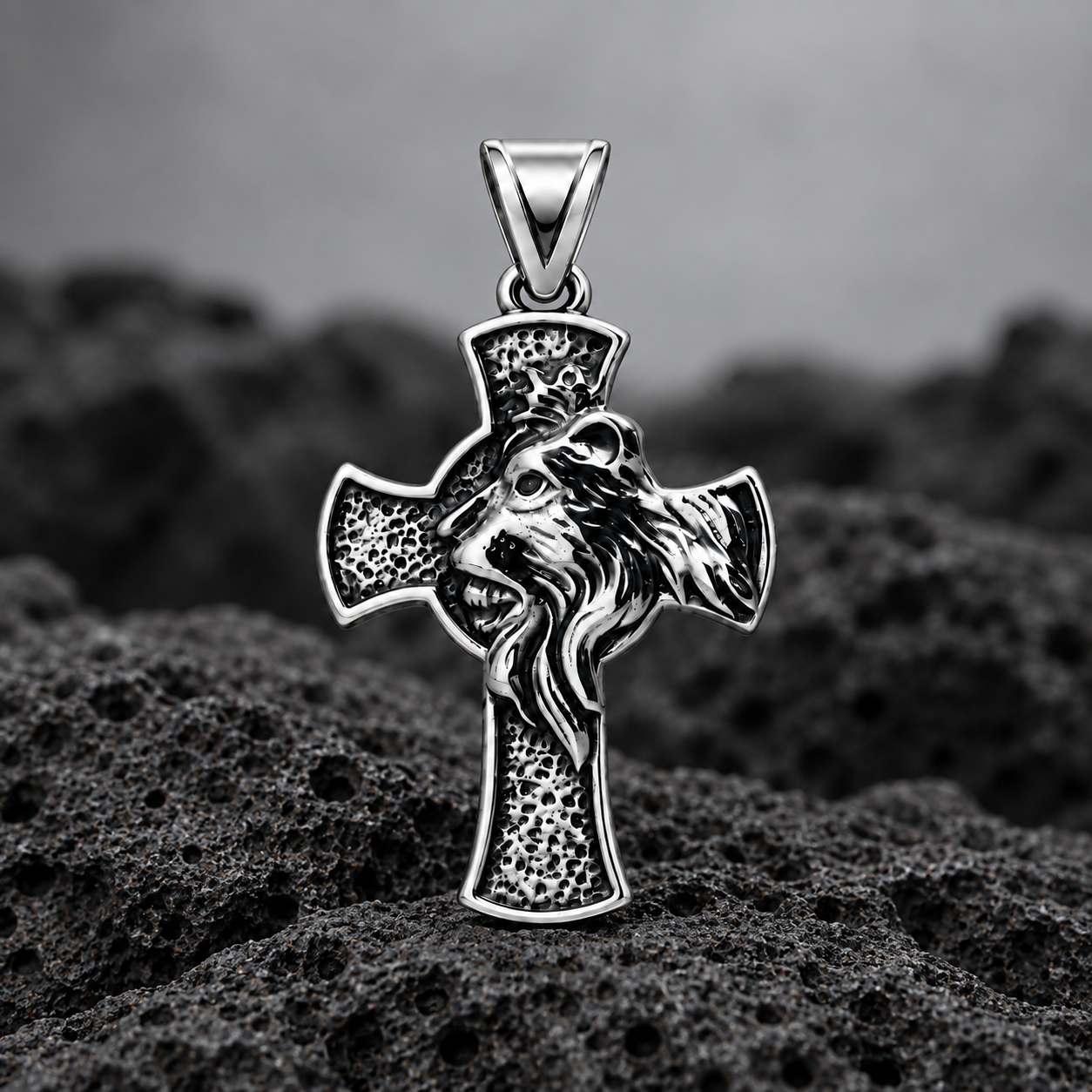 Cruz De Leon