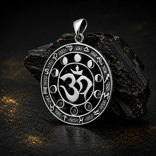 Om Yoga Con Ciclo Lunar Y Zodiaco
