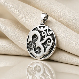 Om De Yoga Universo