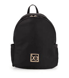 Mochila Mediana Cloe Con Porta Gadget Color Negro