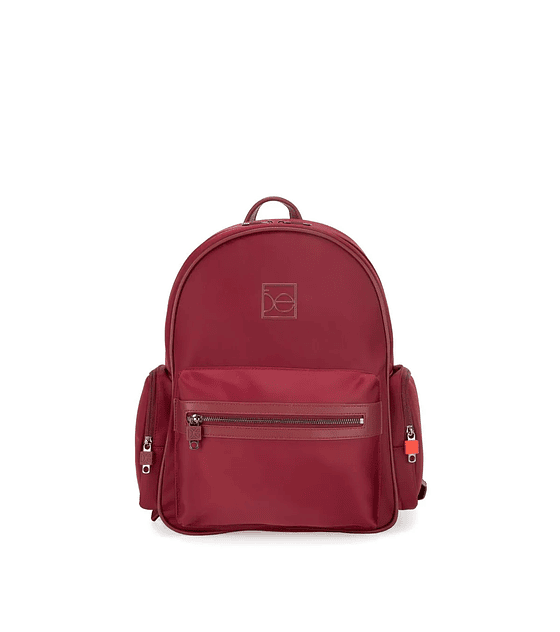 Mochila Cloe  Mediana Porta Laptop 15 Plg Color Tinto