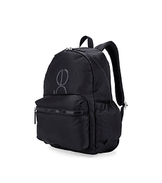 Mochila Grande Con Porta Laptop Cloe De 15 Plg Color Negro