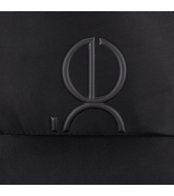 Mochila Grande Con Porta Laptop Cloe De 15 Plg Color Negro