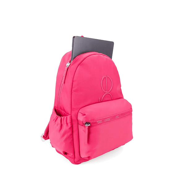Mochila Grande Con Porta Laptop Cloe De 15 Plg Color Magenta