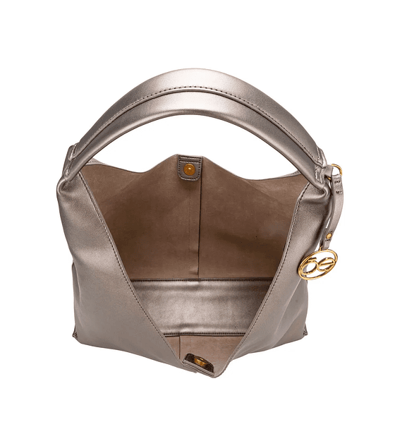 Bolso Hobo Maxi cloe Con Charm De Monograma Color Inox