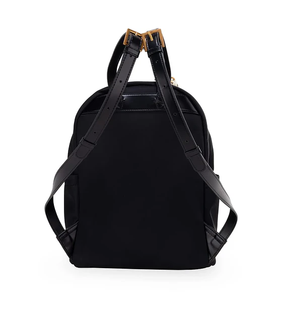 Mochila Cloe Grande Con Charm Decorativo Color negaron