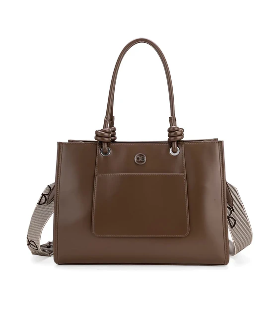 Bolsa Cloe Tote Grande Con Compartimento Frontal De Facil Acceso Color Cafe.