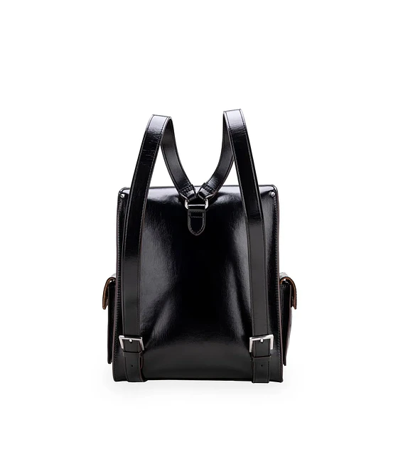 Mochila Cloe Grande Con Hebilla Color Negro
