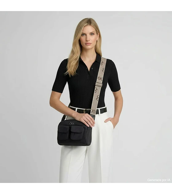 Bolsa Cloe  Crossbody Chico Color Negro