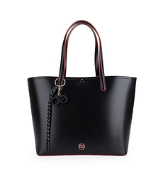 Bolsa Cloe Tote Grande Con Charm Color Negro