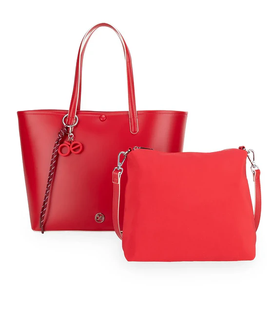 Bolsa Cloe Tote Grande Con Charm Color Rojo