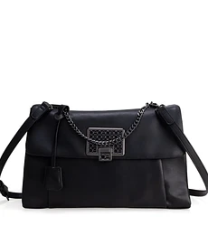Bolsa Briefcase Mediana Cloe Con Herraje Metálico Color Negro