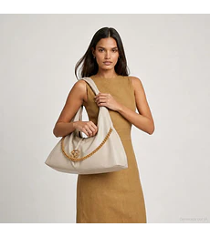Bolsa Cloe Hobo Maxi Con Cadena Decorativa Color Beige