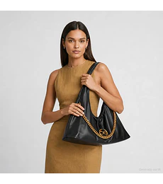 Bolsa Cloe Hobo Maxi Con Cadena Decorativa Color Negro