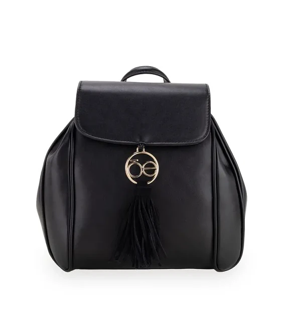 Mochila Cloe Mediana Color Negro