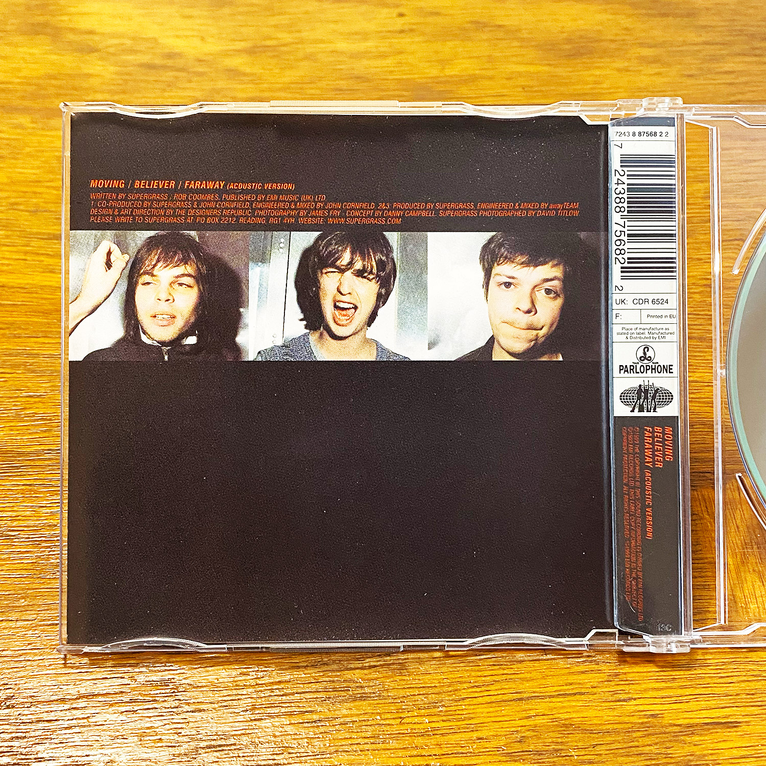 Supergrass - Moving (CD2) 3