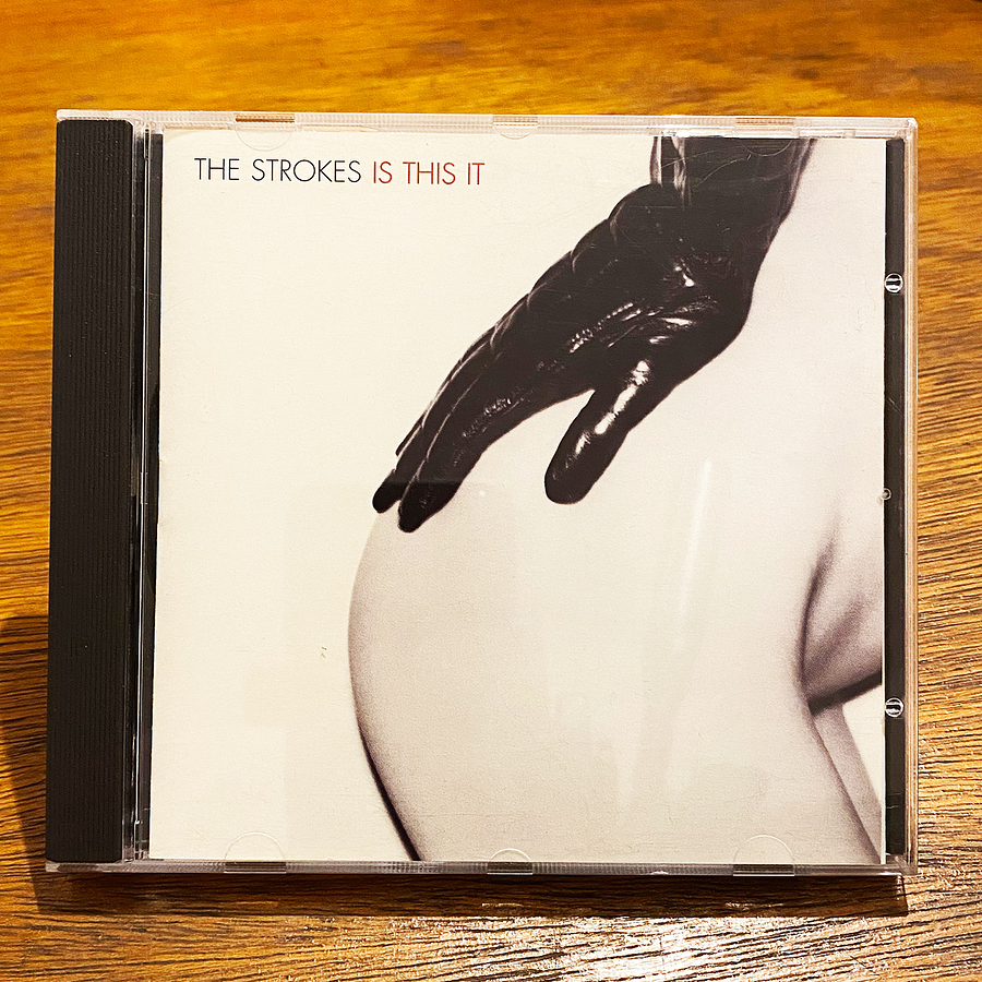 The Strokes - Is This It  1