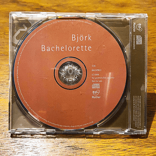 Björk - Bachelorette