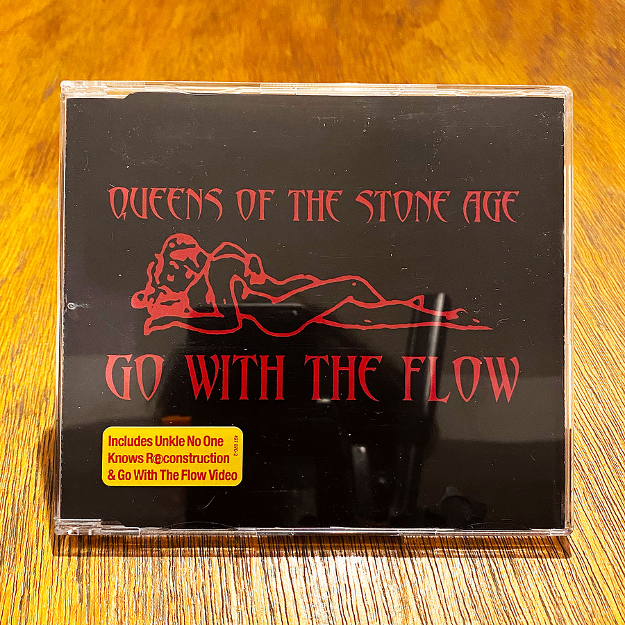 Queens Of The Stone Age - Go With The Flow 1