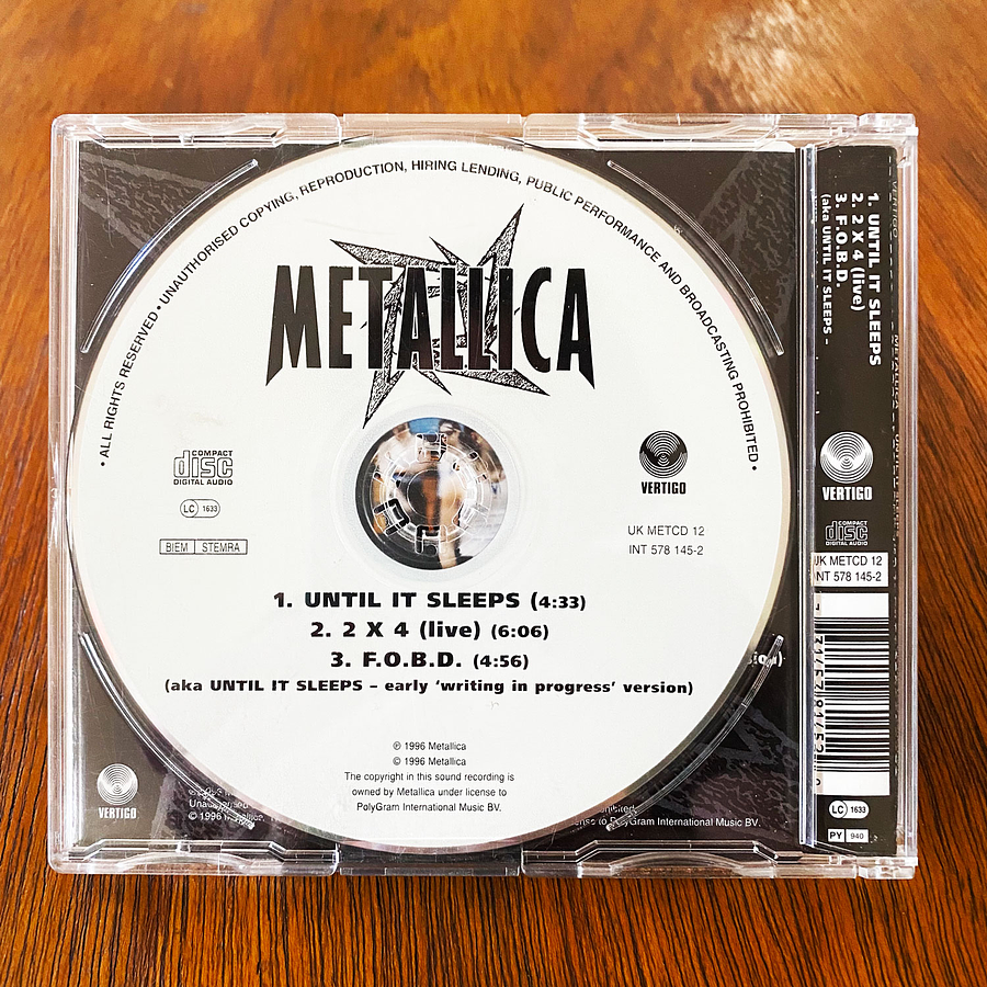 Metallica - Until it Sleeps (CD1) 2