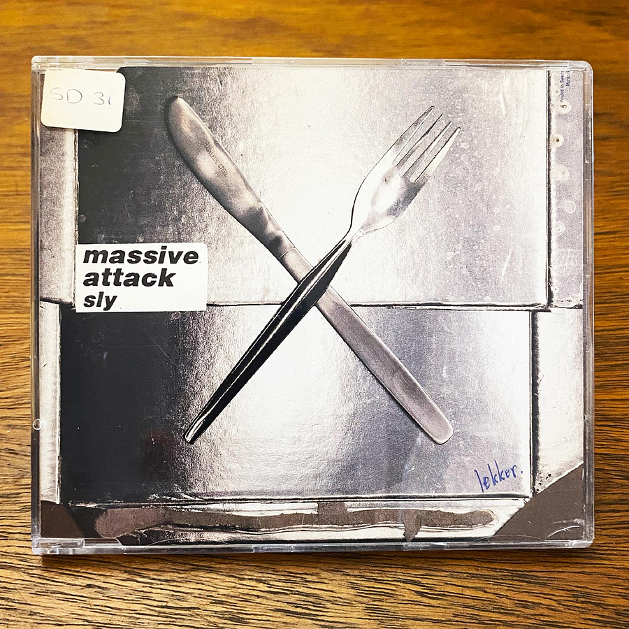 Massive Attack - Sly 1