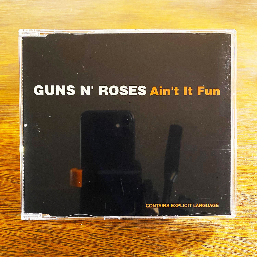 Guns N' Roses - Ain't It Fun (UK) 1