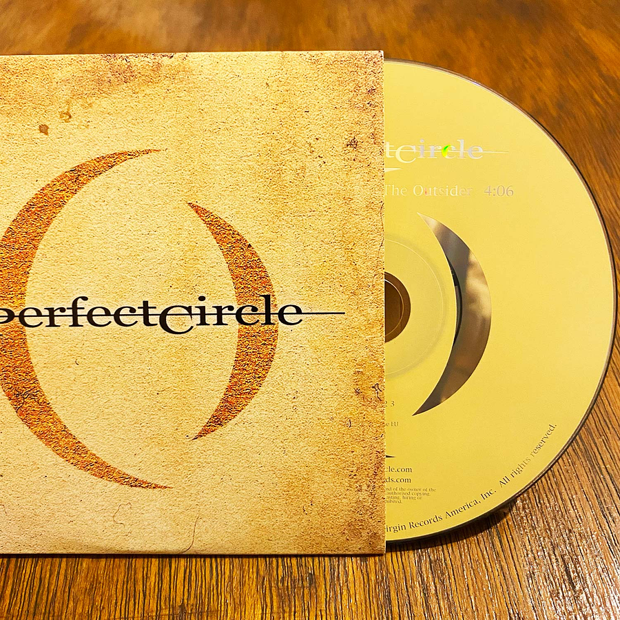 A Perfect Circle - The Outsider 3