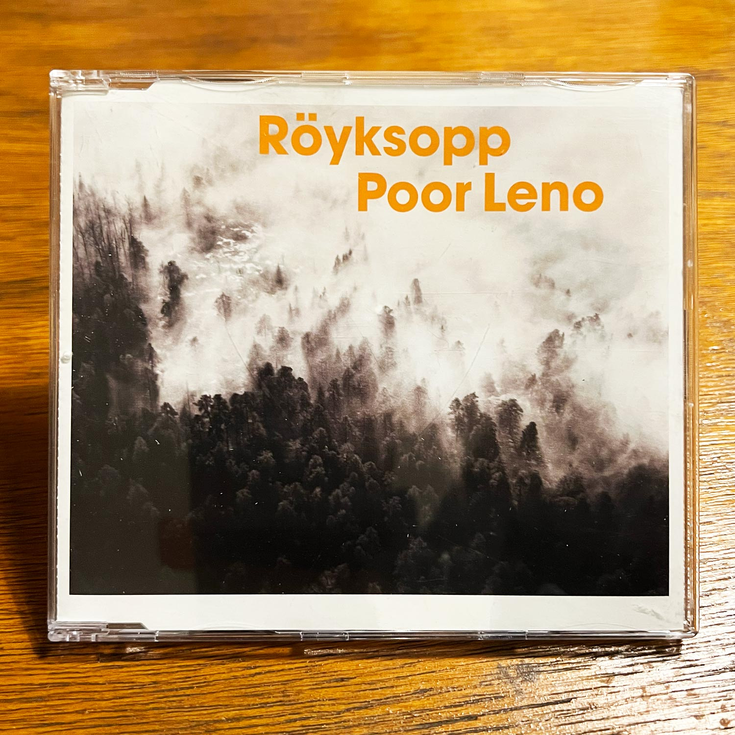 Röyksopp - Poor Leno 1