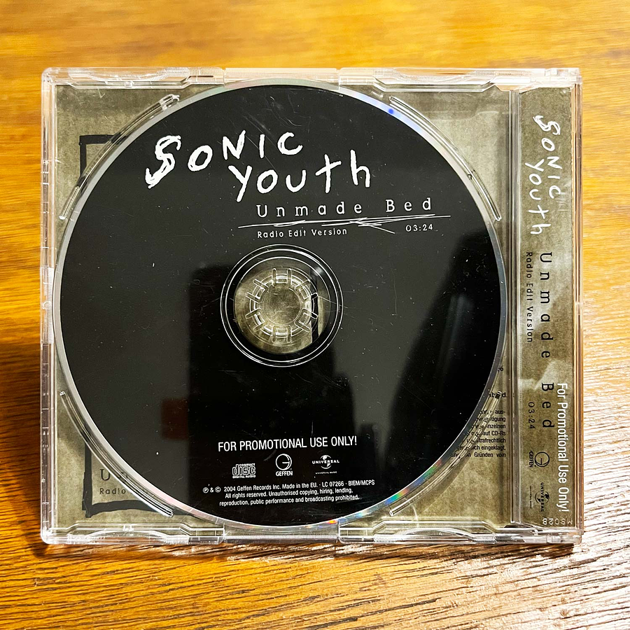 Sonic Youth - Unmade Bed 2