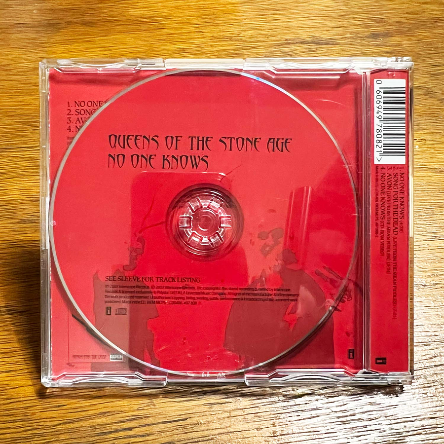 Queens Of The Stone Age - No One Knows (CD1) 2