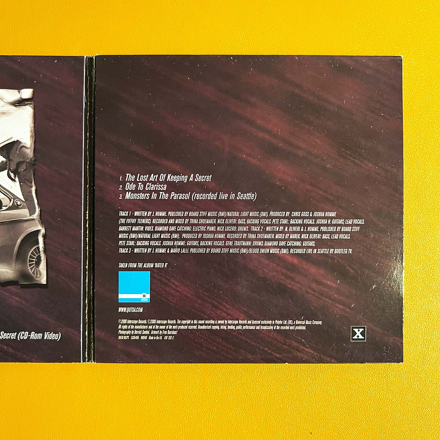 Queens Of The Stone Age - The Lost Art Of Keeping A Secret (CD2) 3
