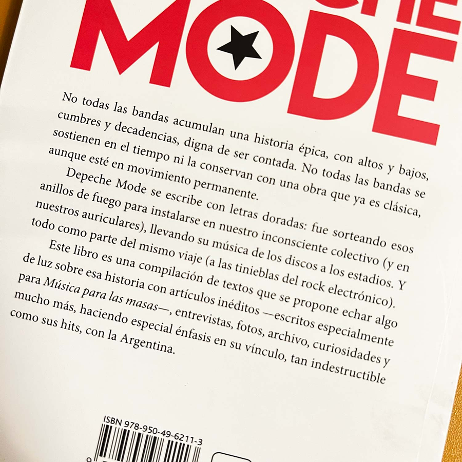 Depeche Mode - Música para las masas - Libro 4
