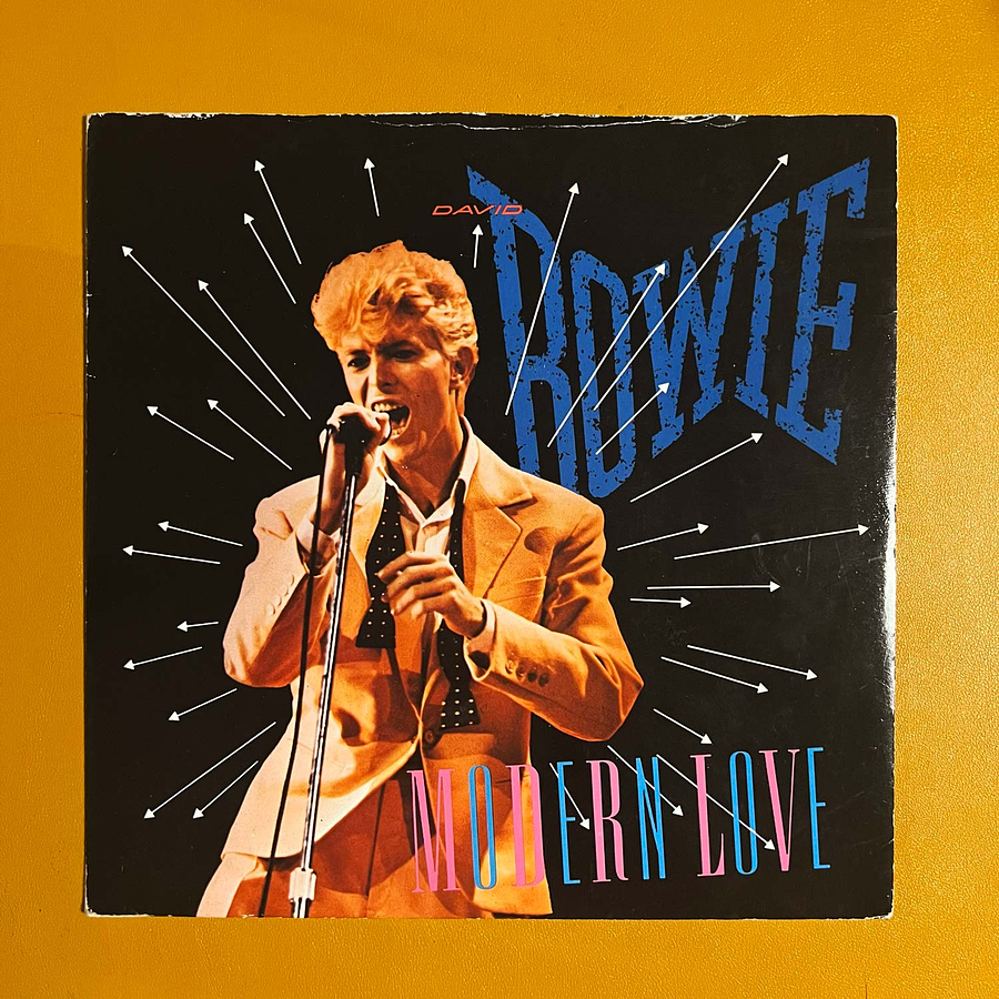 David Bowie - Modern Love - 7