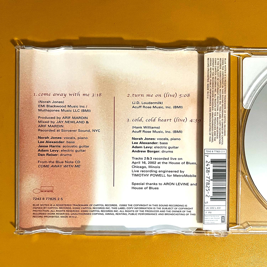 Norah Jones - Come Away With Me (Album + Single) 7