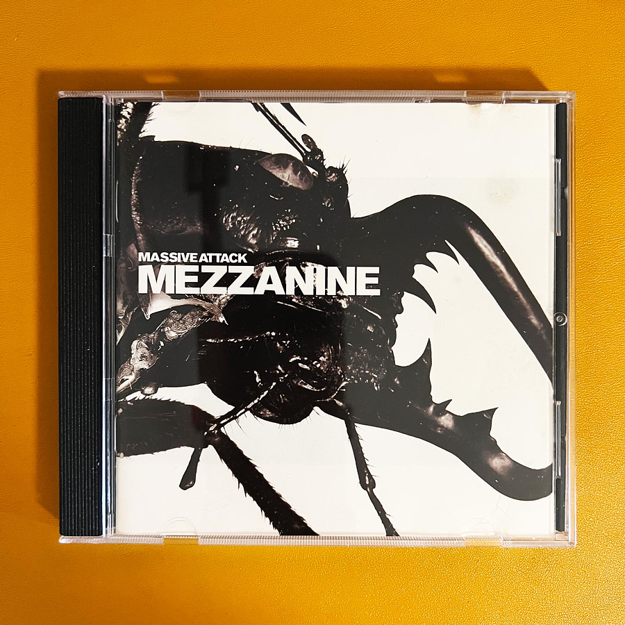 Massive Attack - Mezzanine 1