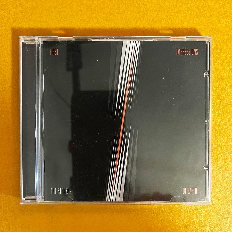 The Strokes - First Impressions of Earth 1