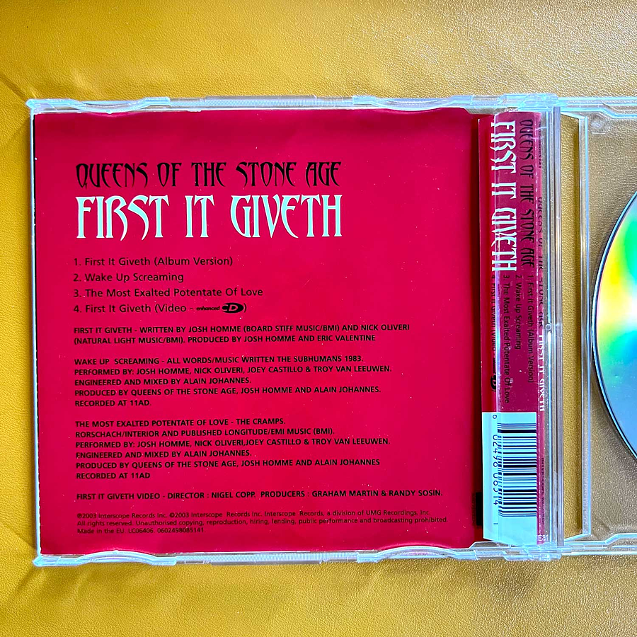 Queens Of The Stone Age - First It Giveth 3